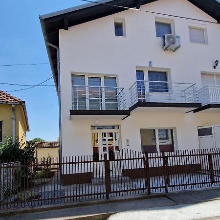 Apartmani Sky 1 2 3 Brcko Exterior photo